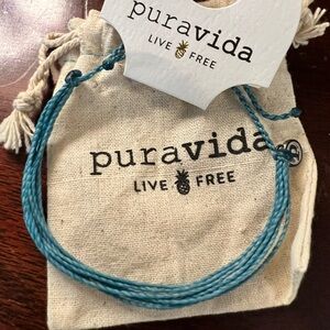 Pura Vida blue bracelet